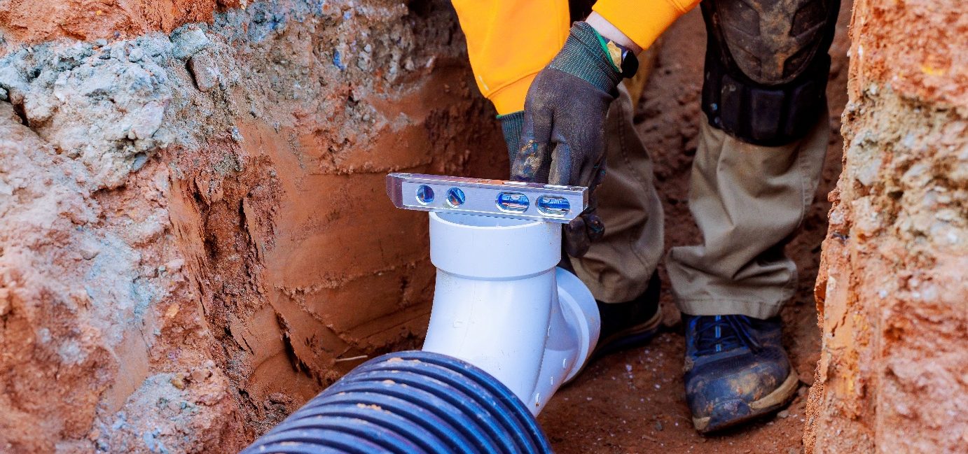 Travaux égouttage : ce que tout propriétaire doit savoir avant de se lancer